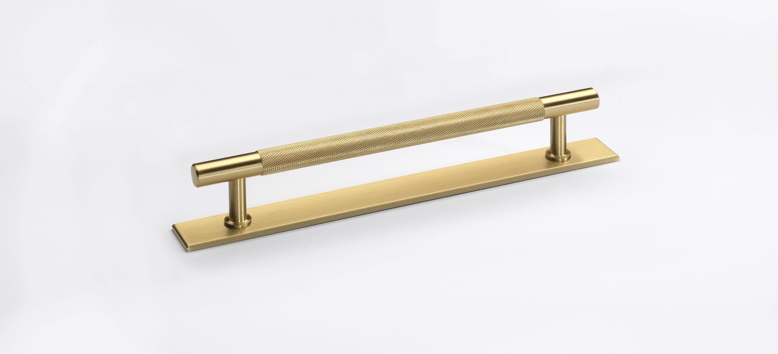 Crofts & Assinder - HENLEY APPLIANCE HANDLE NOW AVAILABLE
