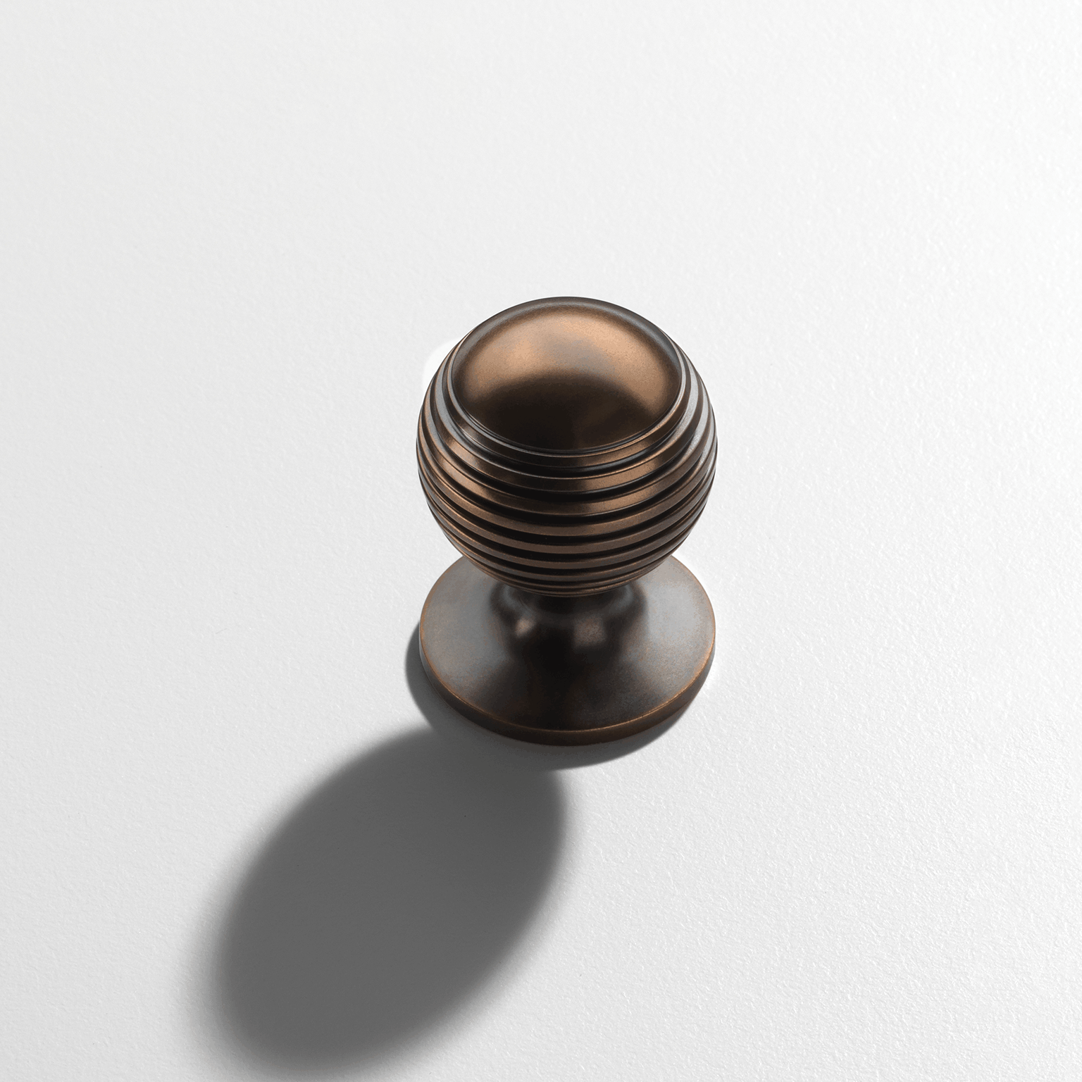 Douglas - Reeded - Image 5